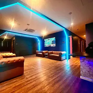 Arena Esports @ Orchard 2*, Singapour Singapour
